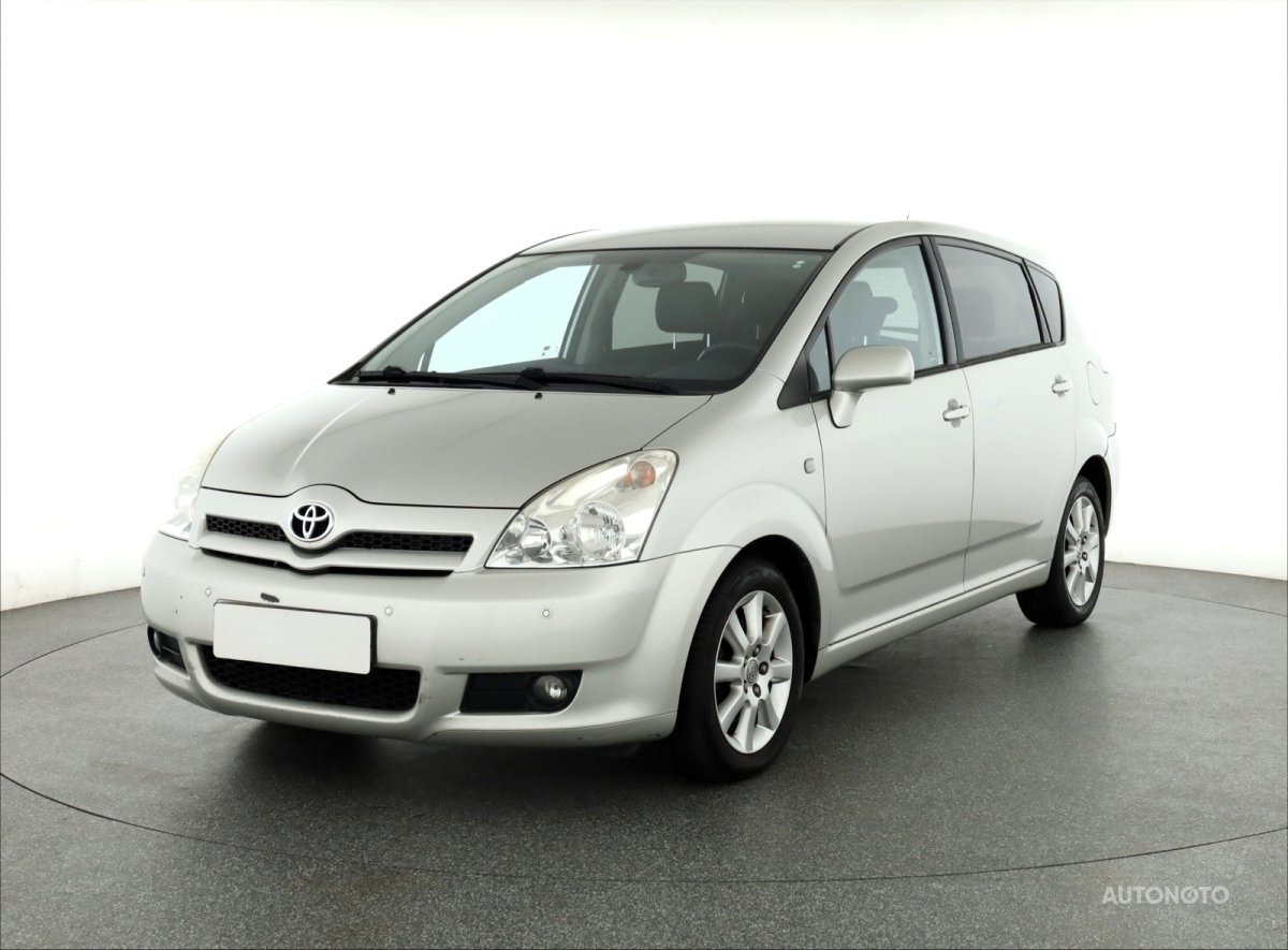 Toyota Corolla Verso, 2007 - pohled č. 3