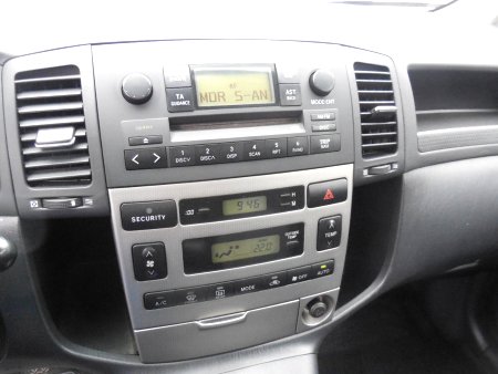 Toyota Corolla Verso, 2003 - pohled č. 8