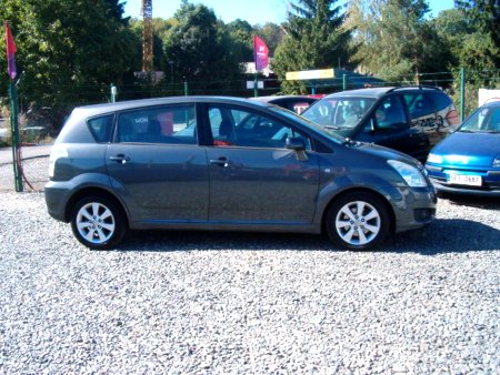 Toyota Corolla Verso, 2008 - pohled č. 4