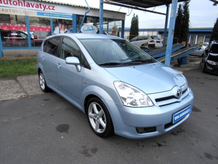 Toyota Corolla Verso, 2006 - pohled č. 3
