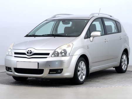 Toyota Corolla Verso, 2005 - pohled č. 3