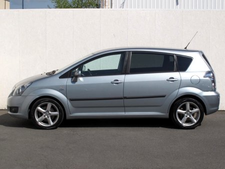 Toyota Corolla Verso, 2009 - pohled č. 4