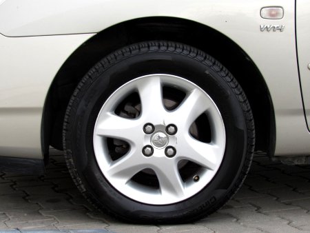 Toyota Corolla Verso, 2003 - pohled č. 11