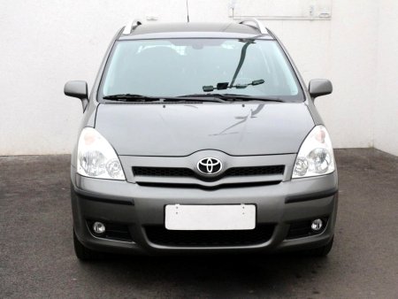 Toyota Corolla Verso, 2005 - pohled č. 2