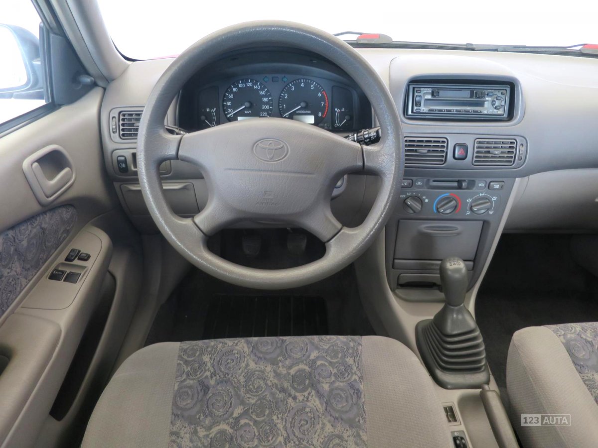 Toyota Corolla, 1999 - pohled č. 9