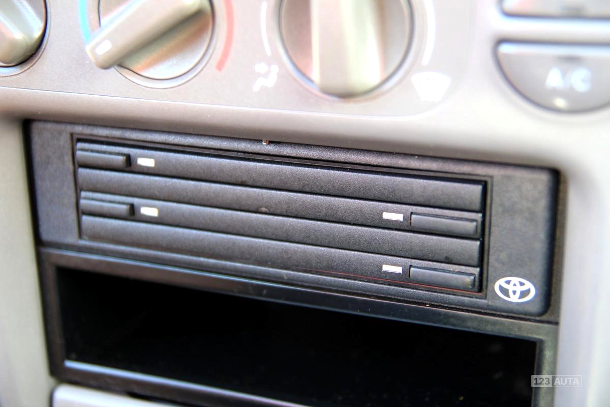 Toyota Corolla, 1999 - pohled č. 22