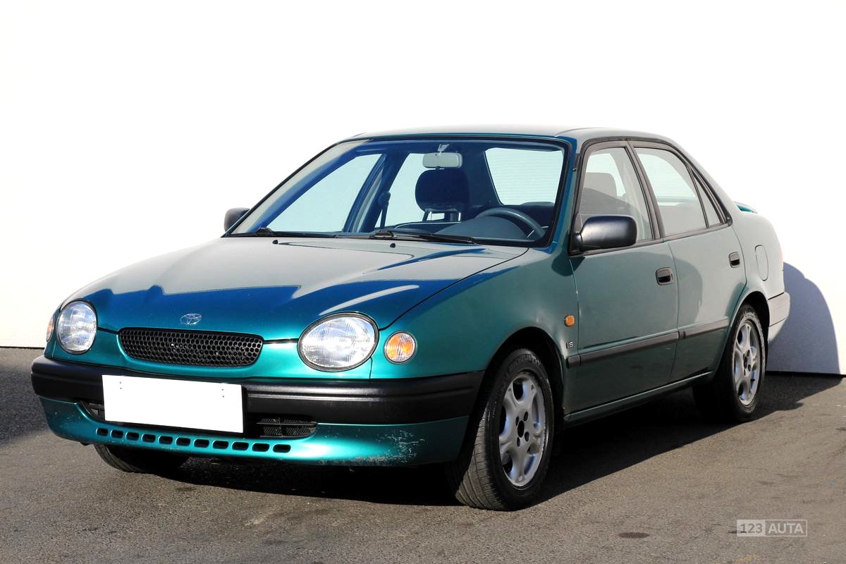 Toyota Corolla, 1999 - pohled č. 3
