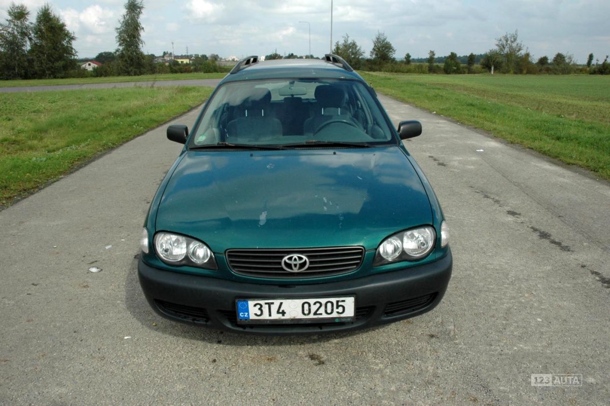 Toyota Corolla, 2001 - celkový pohled