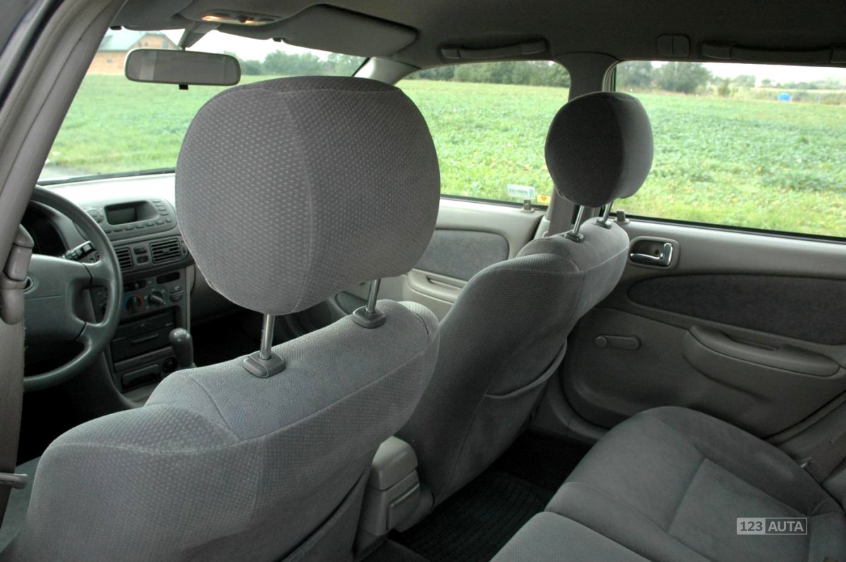 Toyota Corolla, 2001 - pohled č. 19