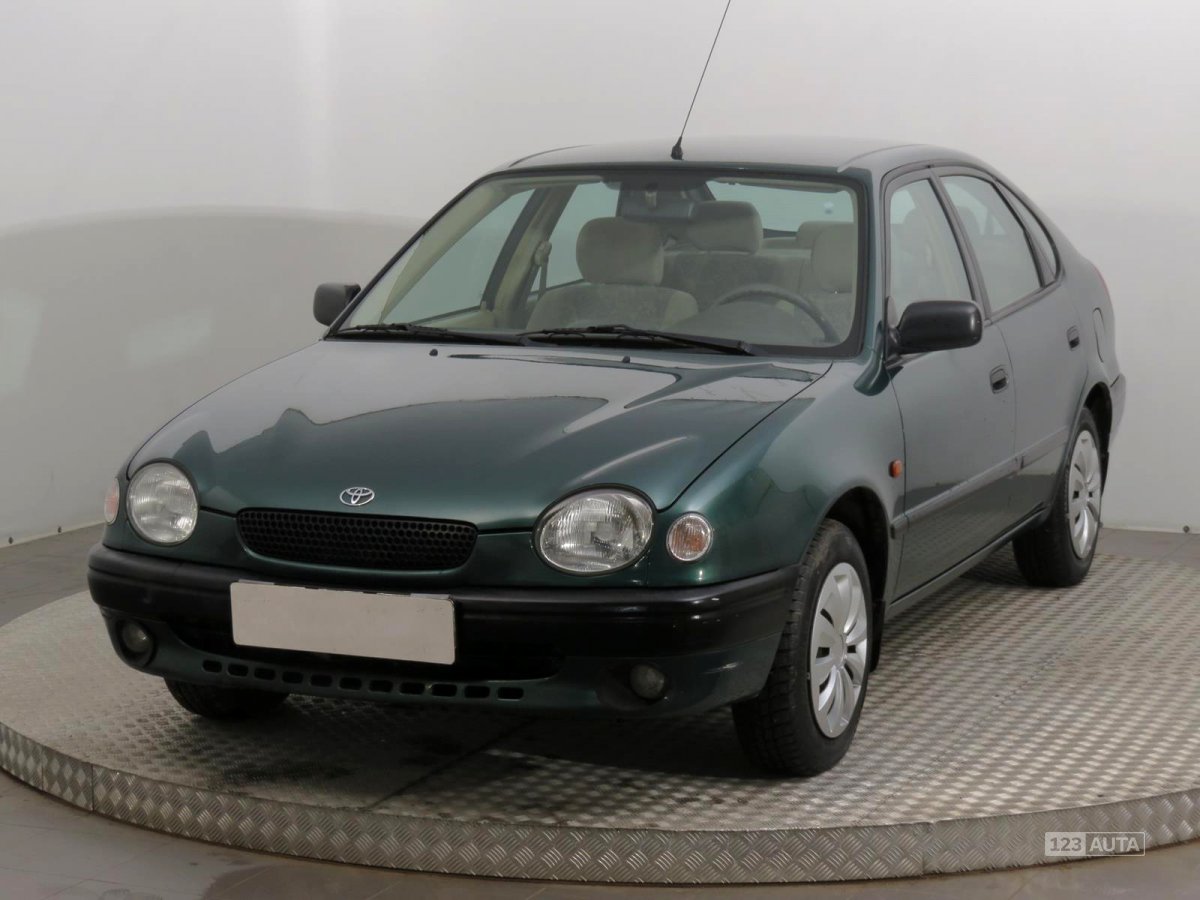 Toyota Corolla, 1999 - pohled č. 3