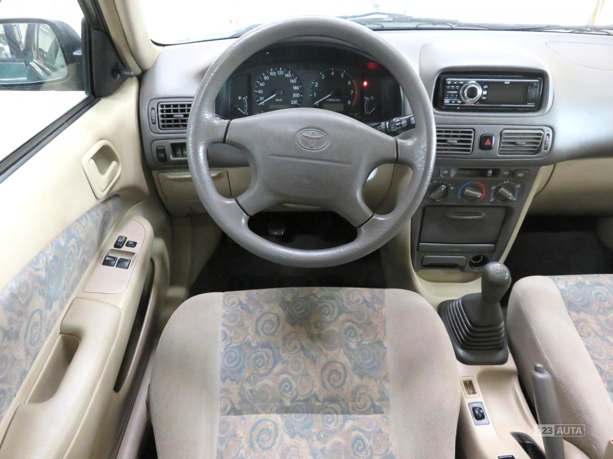 Toyota Corolla, 1999 - pohled č. 9