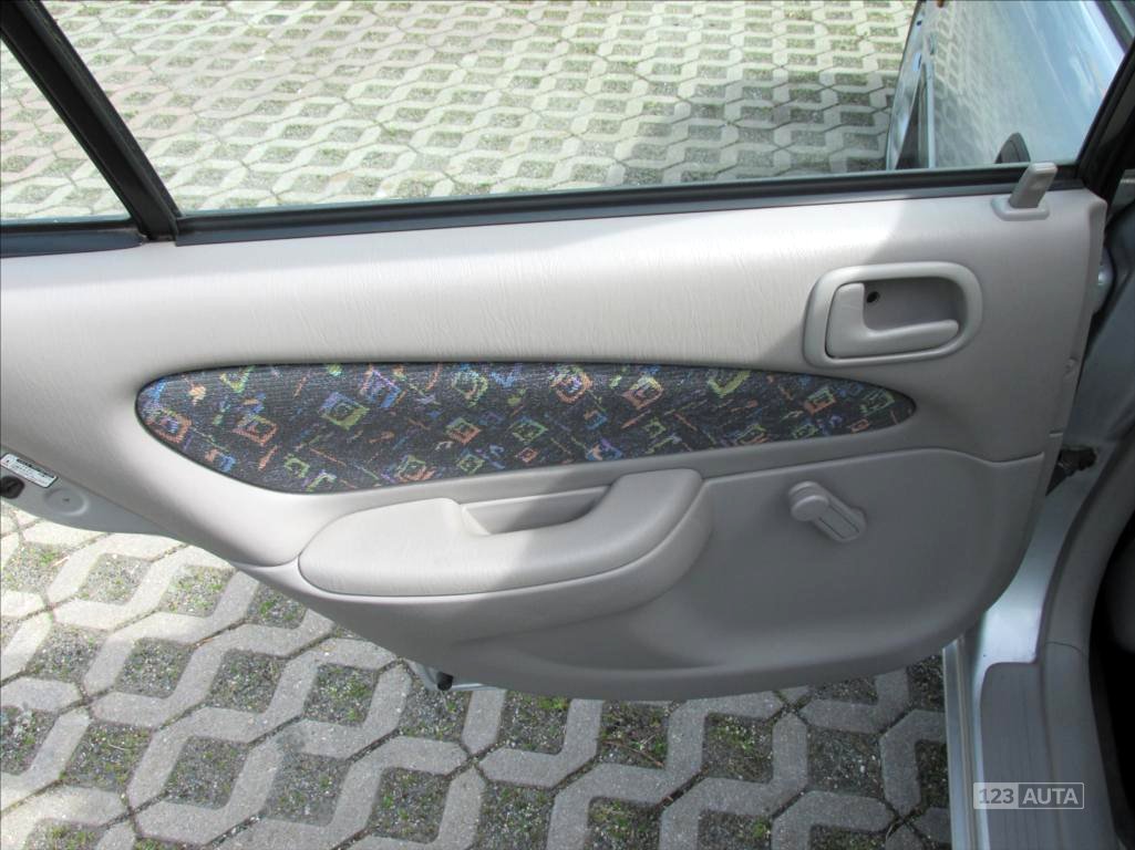 Toyota Corolla, 1997 - pohled č. 10