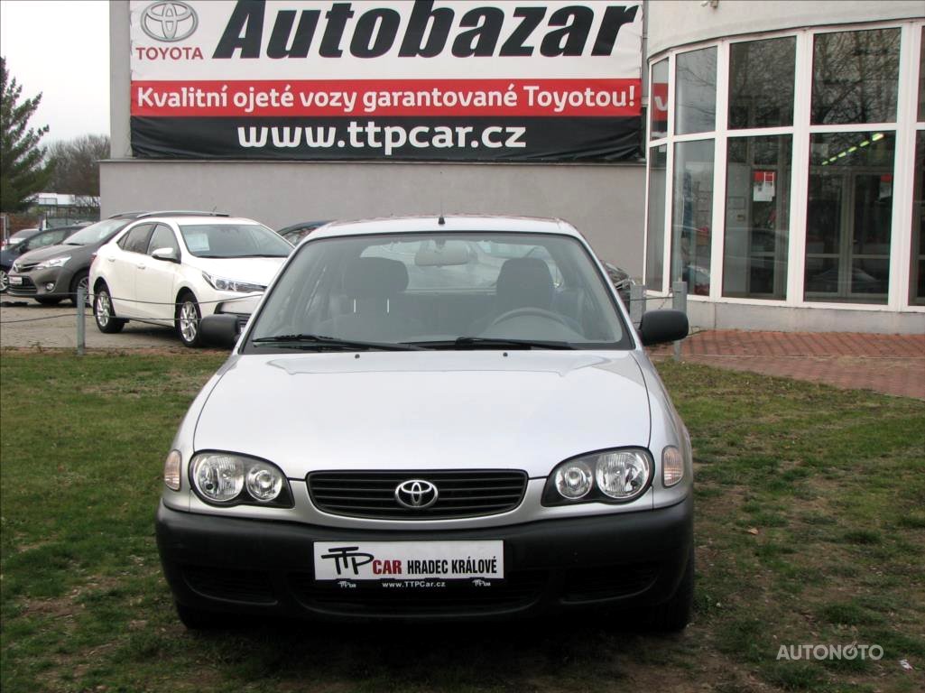 Toyota Corolla, 2001 - pohled č. 3