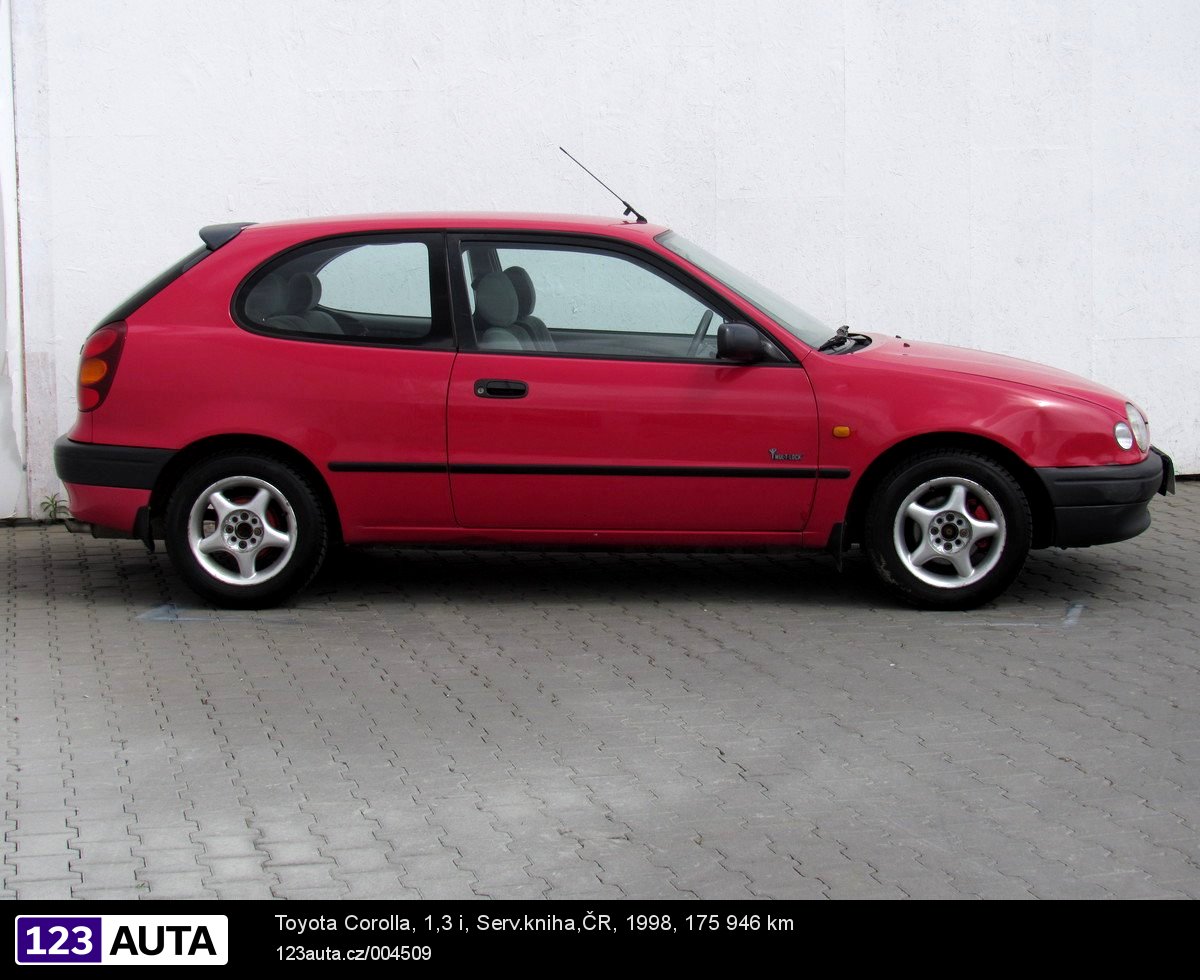 Toyota Corolla, 1998 - pohled č. 4