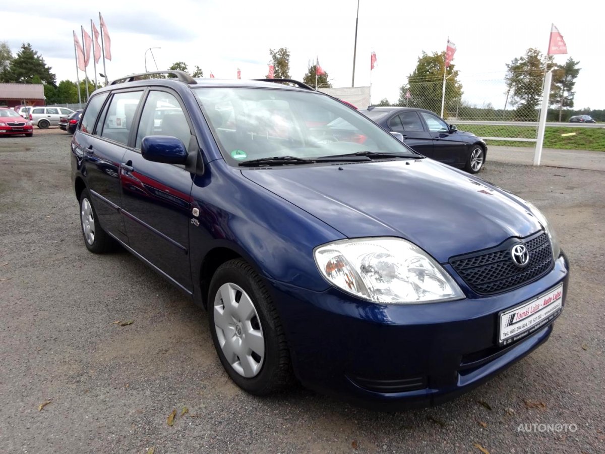 Toyota Corolla, 2002 - celkový pohled