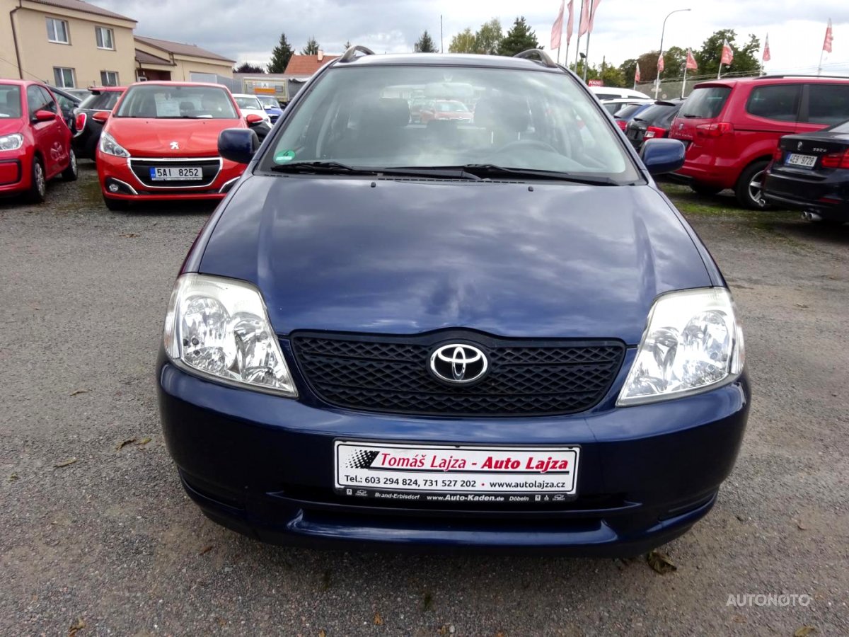 Toyota Corolla, 2002 - pohled č. 3