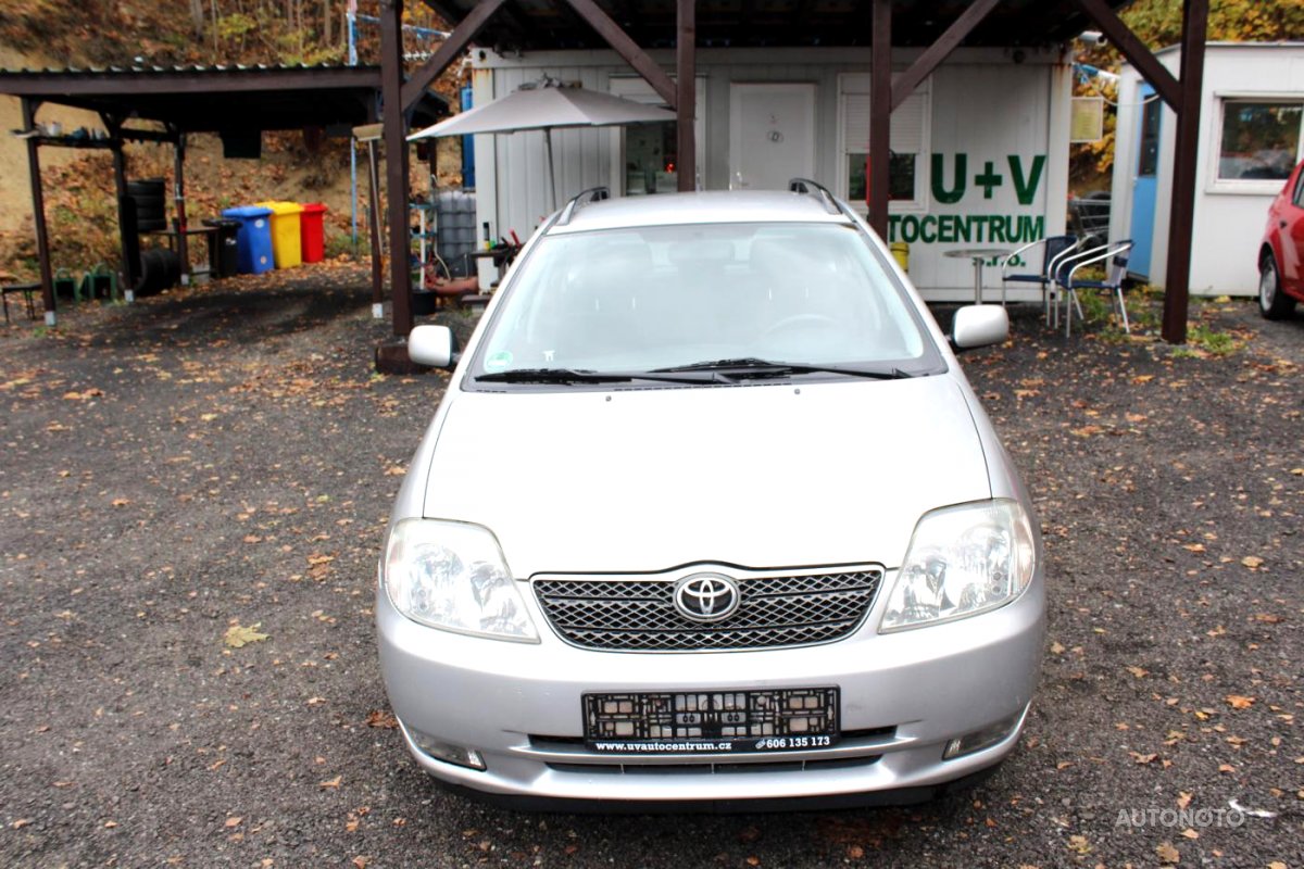 Toyota Corolla, 2002 - pohled č. 2