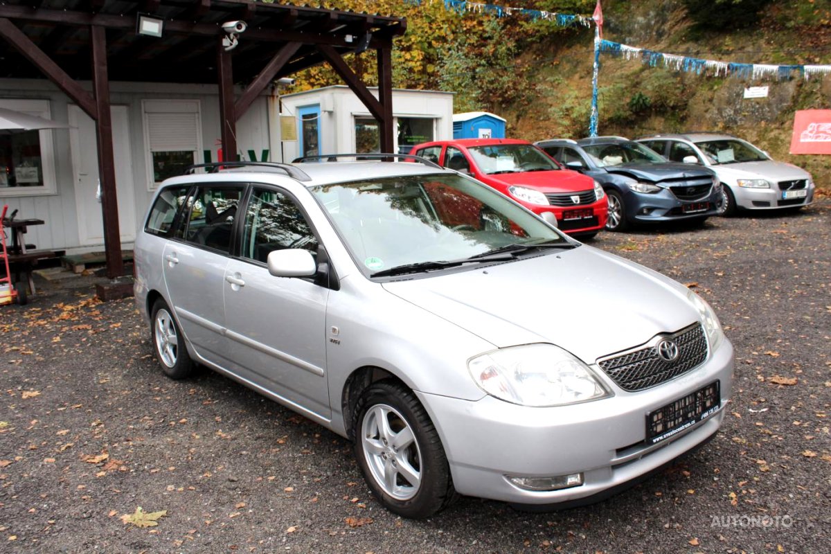 Toyota Corolla, 2002 - pohled č. 3