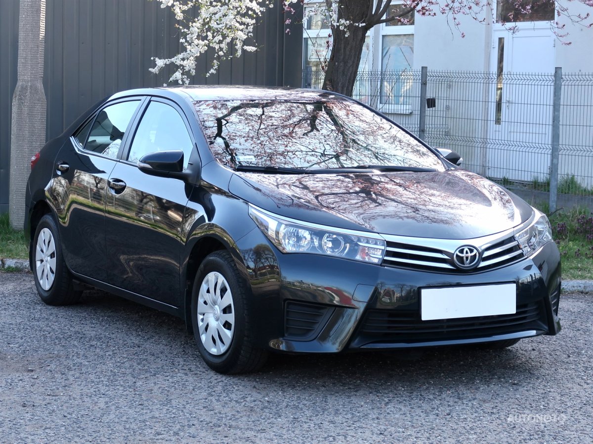 Toyota Corolla, 2015 - celkový pohled
