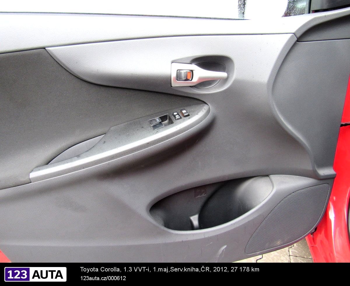 Toyota Corolla, 2012 - pohled č. 18