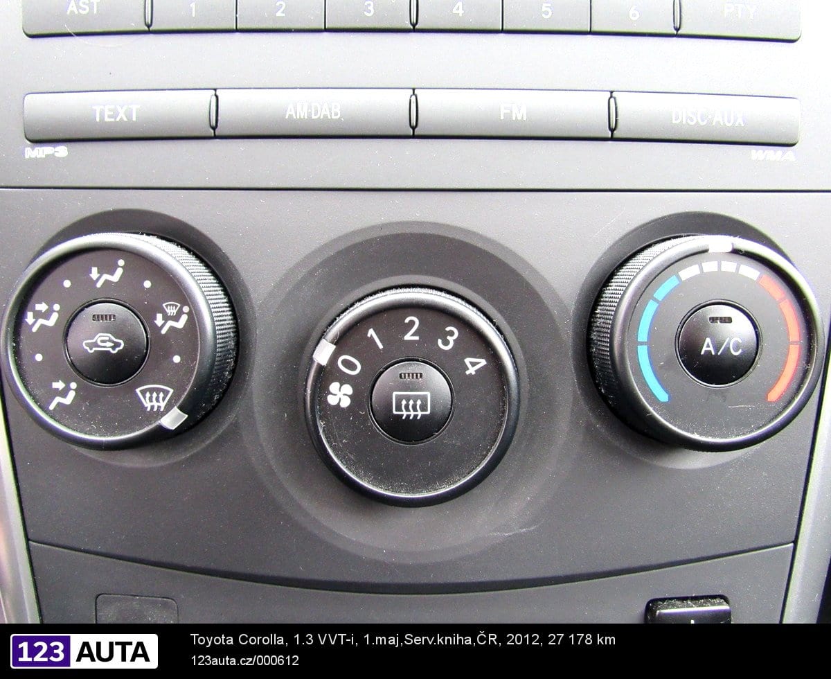 Toyota Corolla, 2012 - pohled č. 19