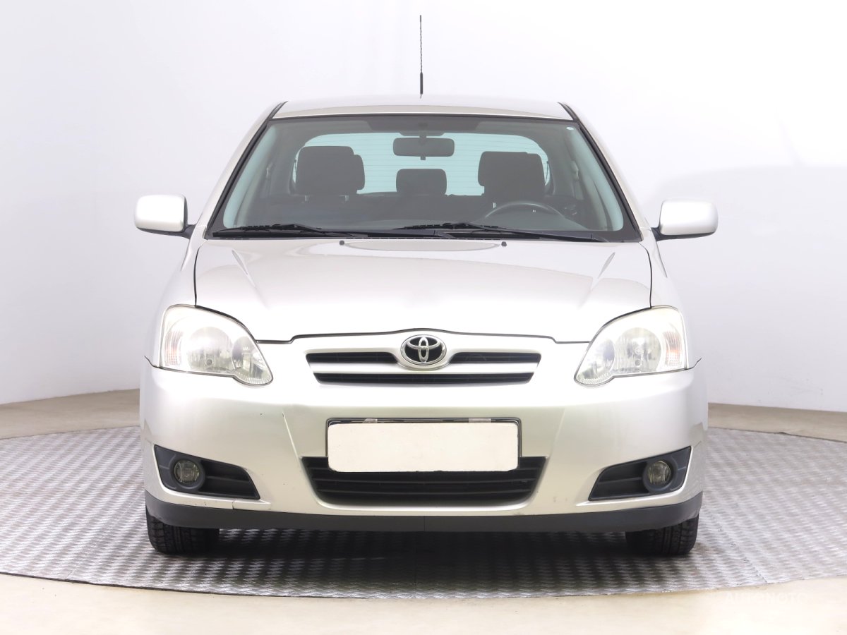 Toyota Corolla, 2004 - pohled č. 2