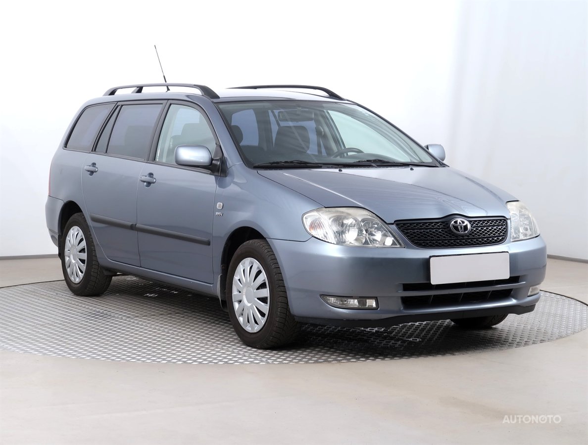 Toyota Corolla, 2003 - celkový pohled