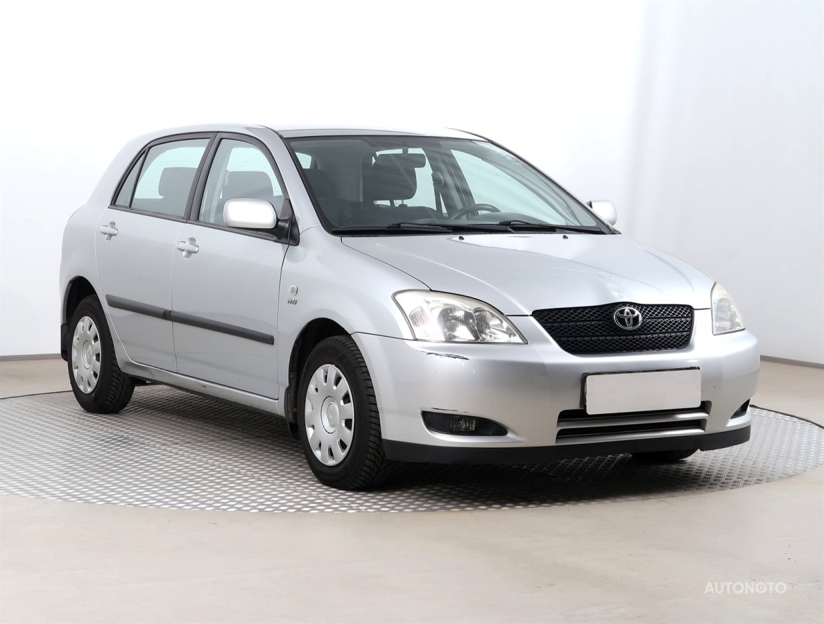 Toyota Corolla, 2004 - celkový pohled