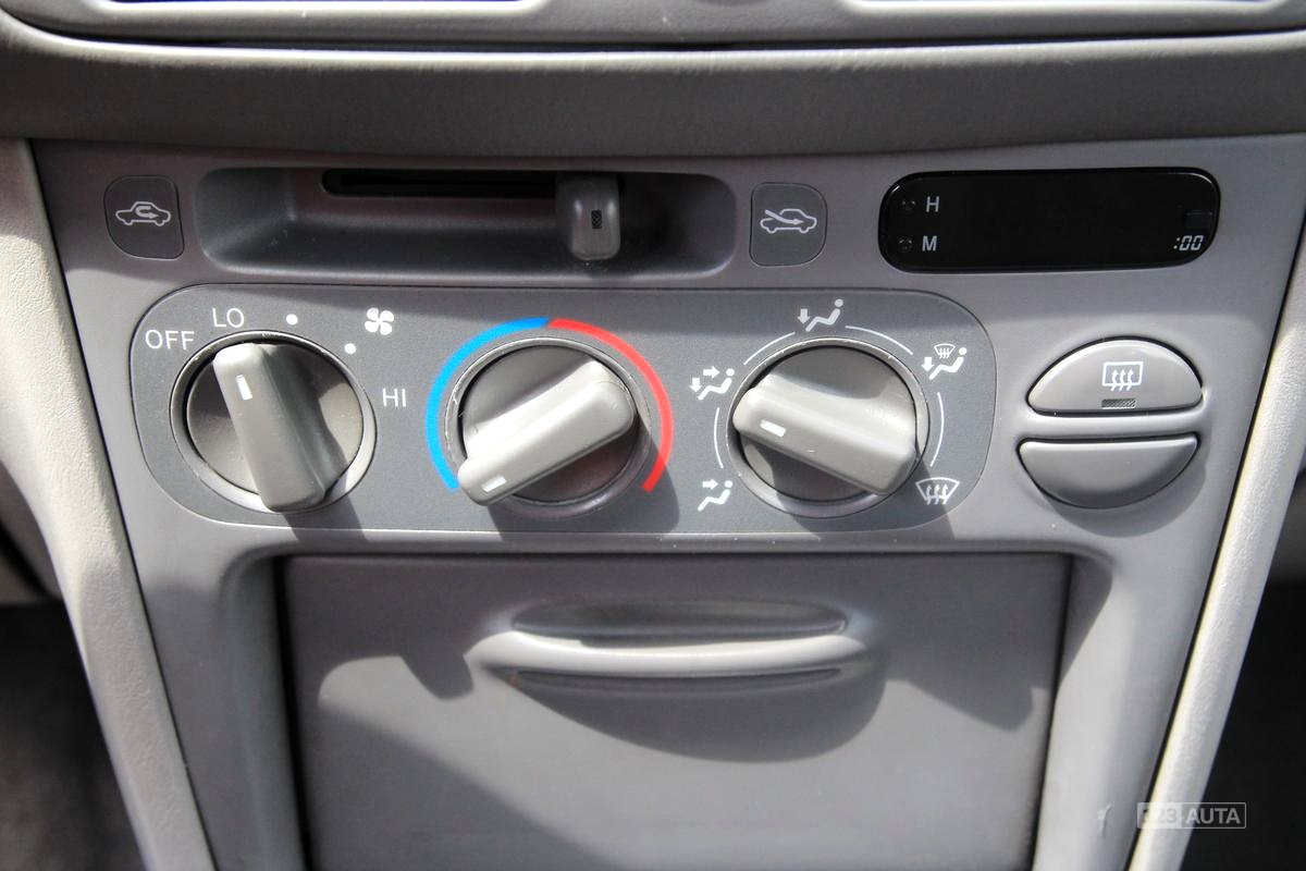 Toyota Corolla, 1998 - pohled č. 18