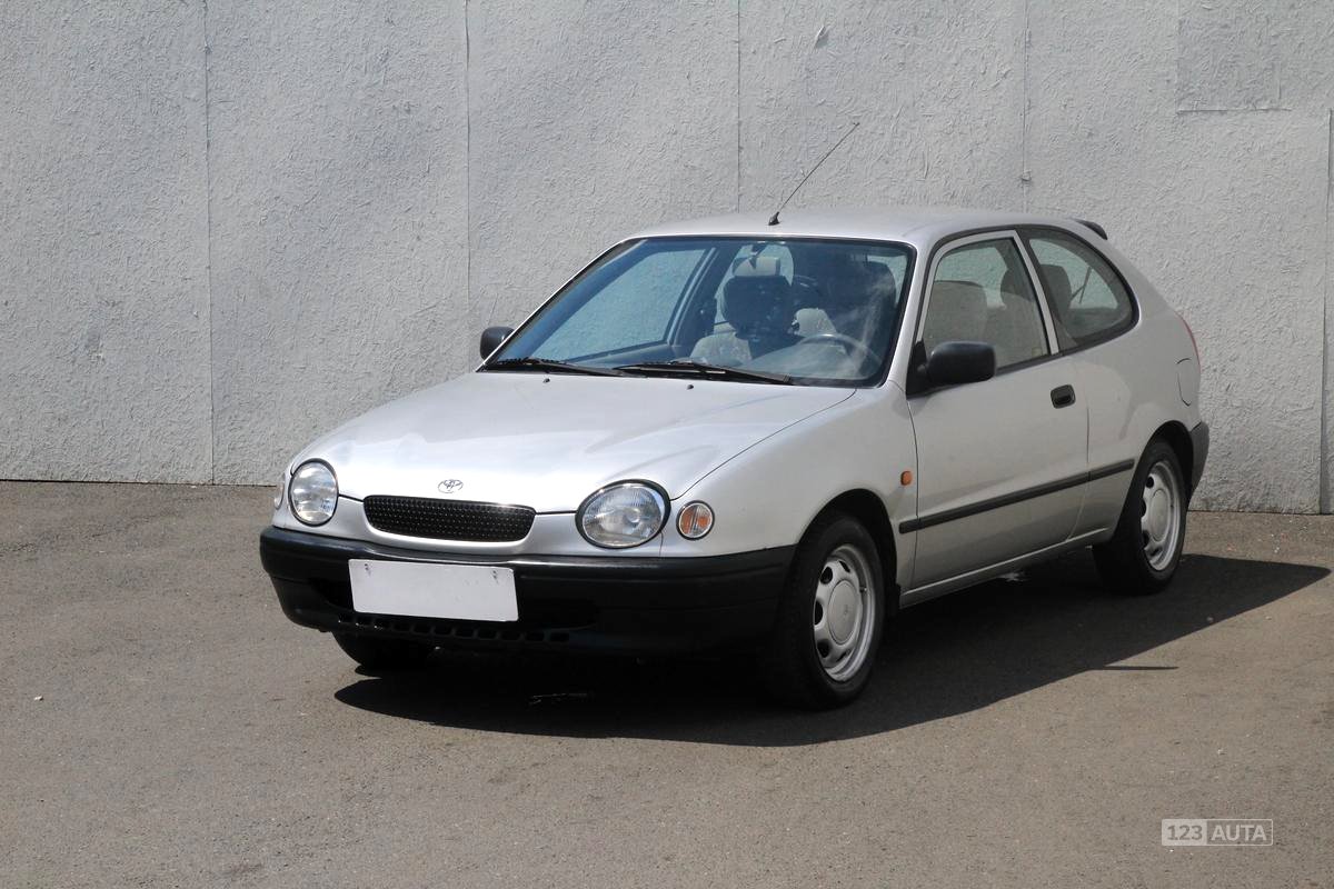 Toyota Corolla, 1998 - pohled č. 3