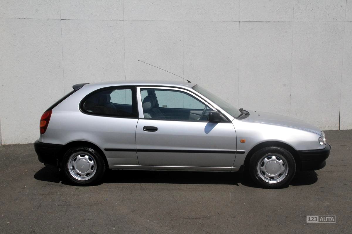 Toyota Corolla, 1998 - pohled č. 4
