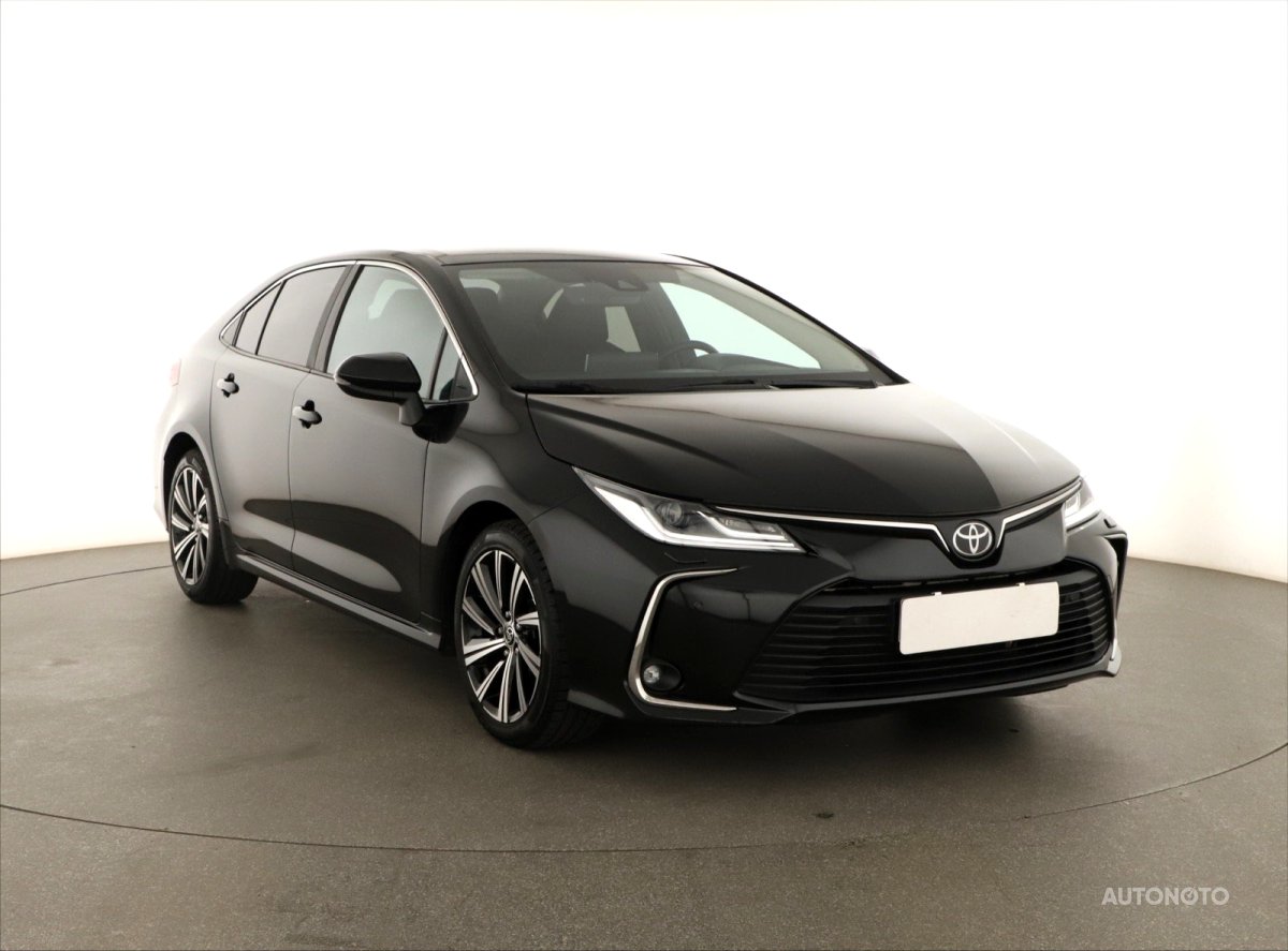 Toyota Corolla, 2023 - celkový pohled