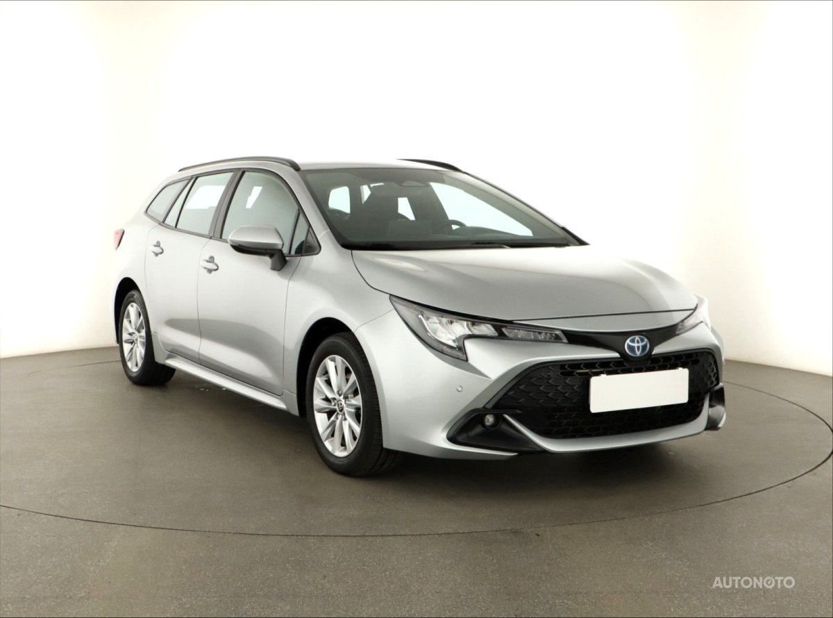 Toyota Corolla, 2023 - celkový pohled