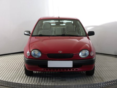 Toyota Corolla, 1999 - pohled č. 2