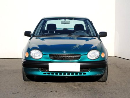 Toyota Corolla, 1999 - pohled č. 2