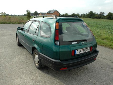 Toyota Corolla, 2001 - pohled č. 5