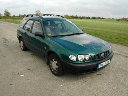 Toyota Corolla, 2001 - pohled č. 9