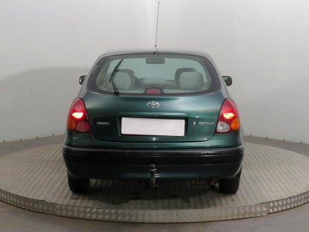 Toyota Corolla, 1999 - pohled č. 6