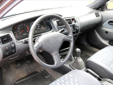 Toyota Corolla, 1995 - pohled č. 3