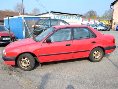 Toyota Corolla, 1998 - pohled č. 2