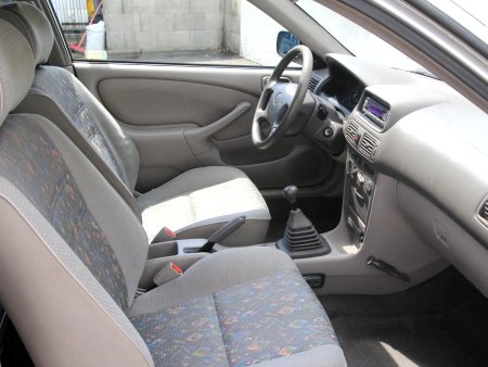 Toyota Corolla, 1998 - pohled č. 13