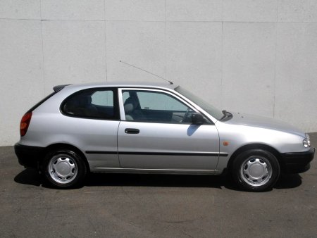 Toyota Corolla, 1998 - pohled č. 4