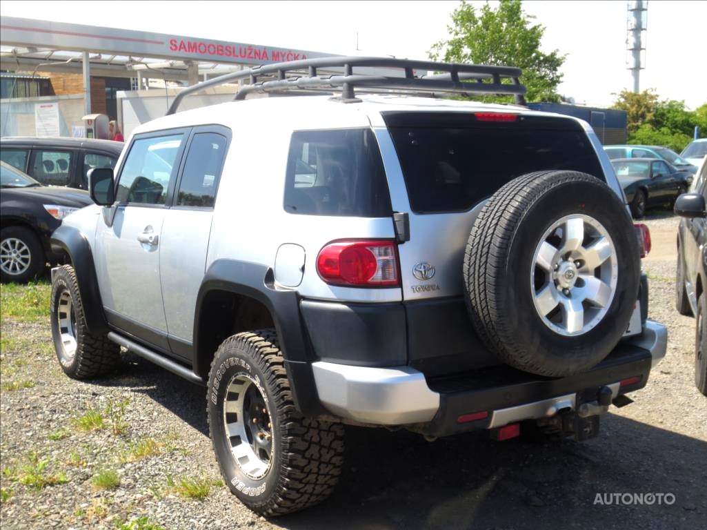 Toyota FJ, 2008 - pohled č. 3