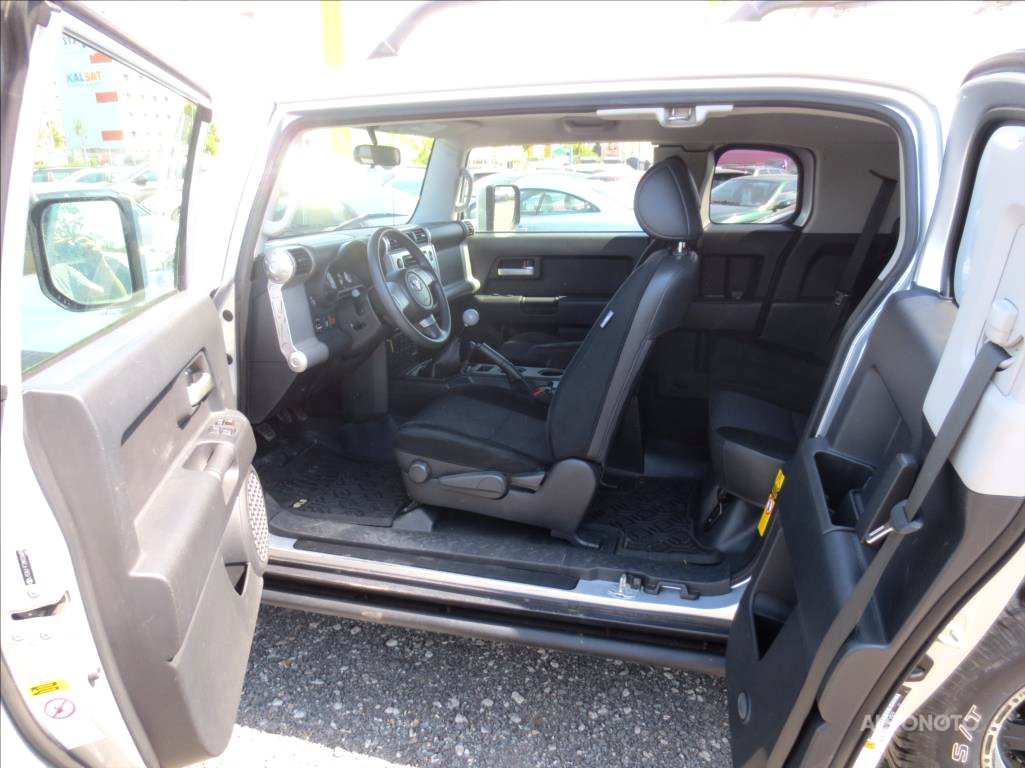 Toyota FJ, 2008 - pohled č. 8