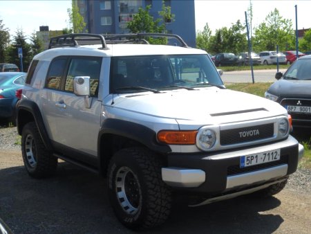 Toyota FJ, 2008 - pohled č. 2