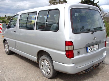 Toyota Hi-Ace, 2000 - pohled č. 3