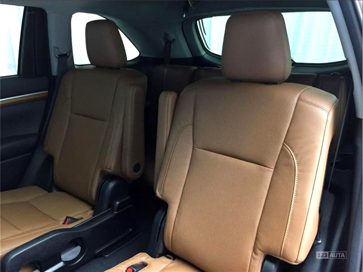 Toyota Highlander, 2019 - pohled č. 8