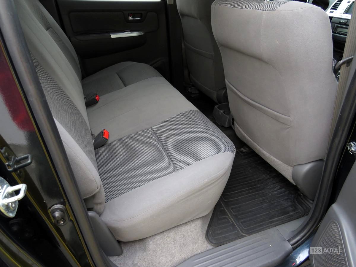 Toyota Hilux, 2013 - pohled č. 17