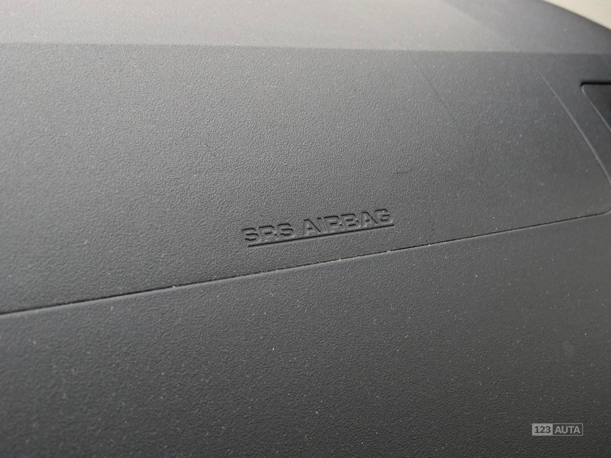 Toyota Hilux, 2013 - pohled č. 25