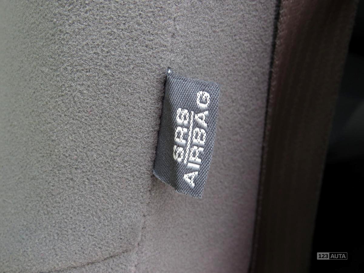 Toyota Hilux, 2013 - pohled č. 28